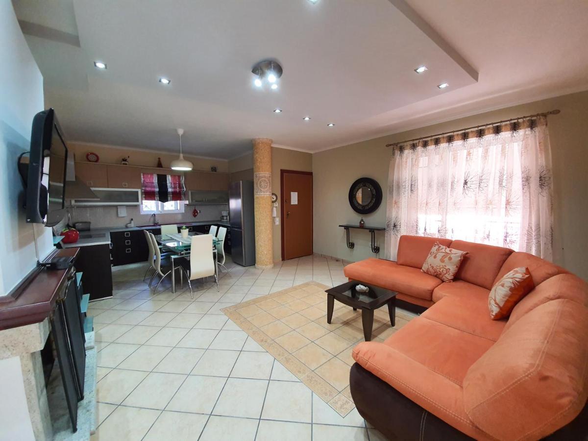 Villa Smeralda Sarandë 外观 照片