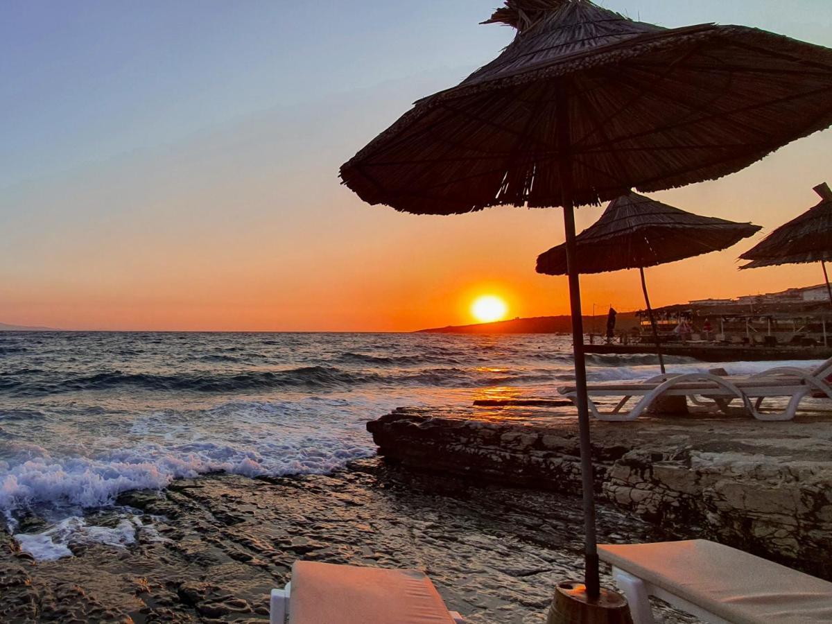 Villa Smeralda Sarandë 外观 照片