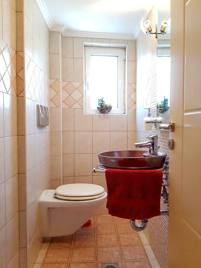 Villa Smeralda Sarandë 外观 照片