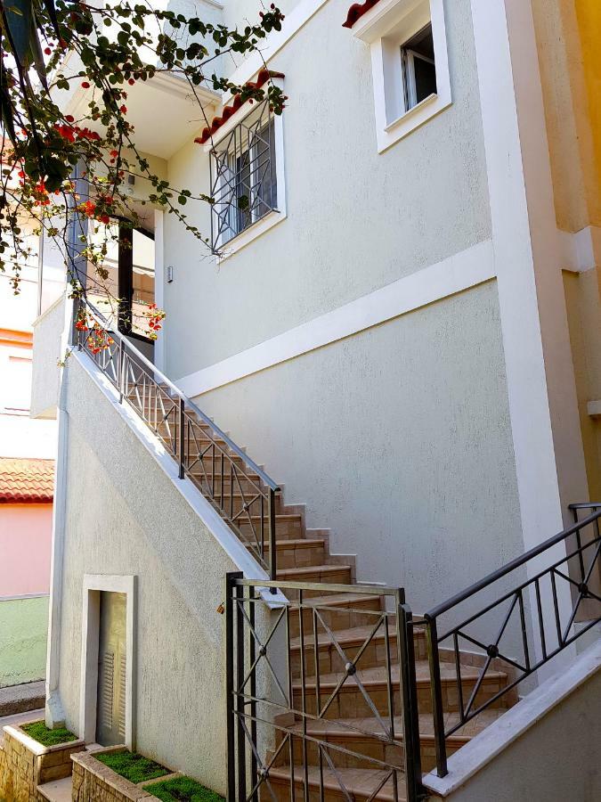 Villa Smeralda Sarandë 外观 照片